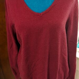 Elegant Burgundy V-Neck Sweater for Women